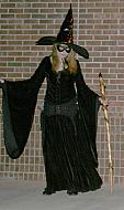 samhain-flashrite-2011-rehearsal_33-witch-and-manche-sleeve