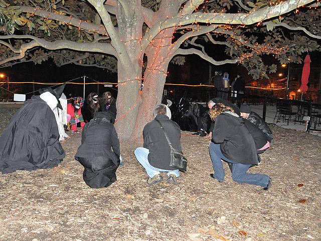 29b tyrfire samhain-2011-asheville-flashrite-pubmoot 29 DSC 3910