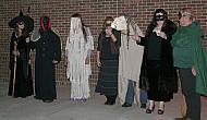 samhain-flashrite-2011-rehearsal_13-mummers-all